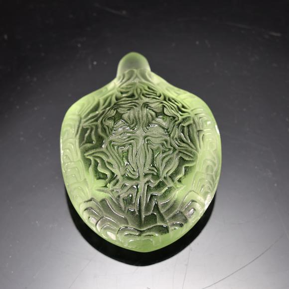 Karl s Collections IncLalique France Crystal Sidonie Turtle Green Figurine