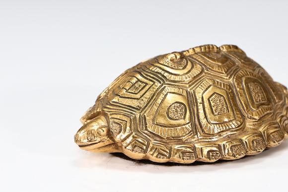 Karl s Collections IncMetropolitan Museum Art Turtle Gilt Paperweight MMA 1994