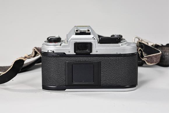 Karl s Collections IncNikon FG Chrome Film Camera w/35-70mm Zoom Lens