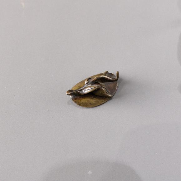 大阪美術(shù)商會(huì)明 古銅鹿薰