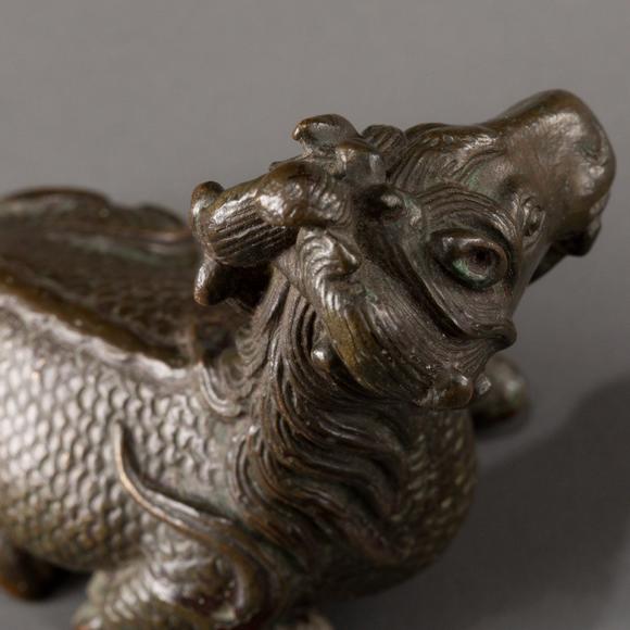 大阪美術(shù)商會(huì)明 古銅羊鎮(zhèn)