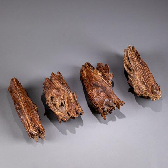 大阪美術(shù)商會沉香13點