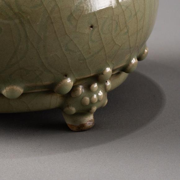 大阪美術(shù)商會(huì)青磁鼓形香爐