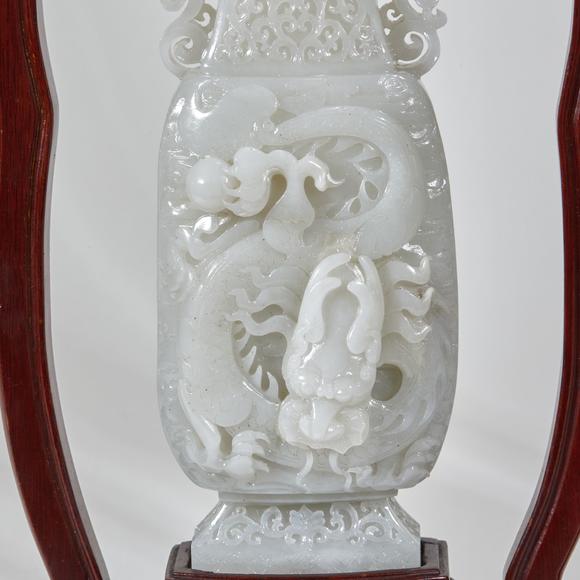 億品兆富株式會(huì)社（AALPZF）和田玉鏈條瓶一對(duì)