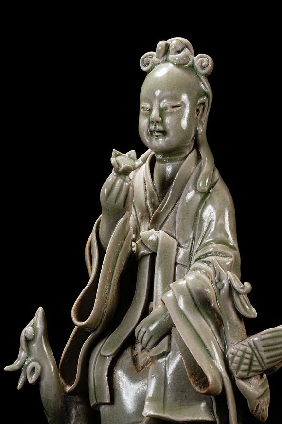 HUNG YUN ZHAI AUCTION HOUSE INCPre-Ming Dynasty Celadon 