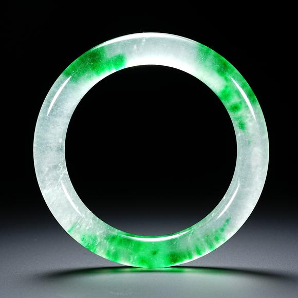 HUNG YUN ZHAI AUCTION HOUSE INCJadeite and Gemstone Bangles