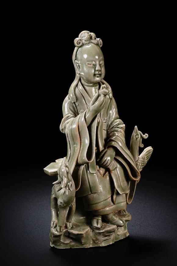 HUNG YUN ZHAI AUCTION HOUSE INCPre-Ming Dynasty Celadon 