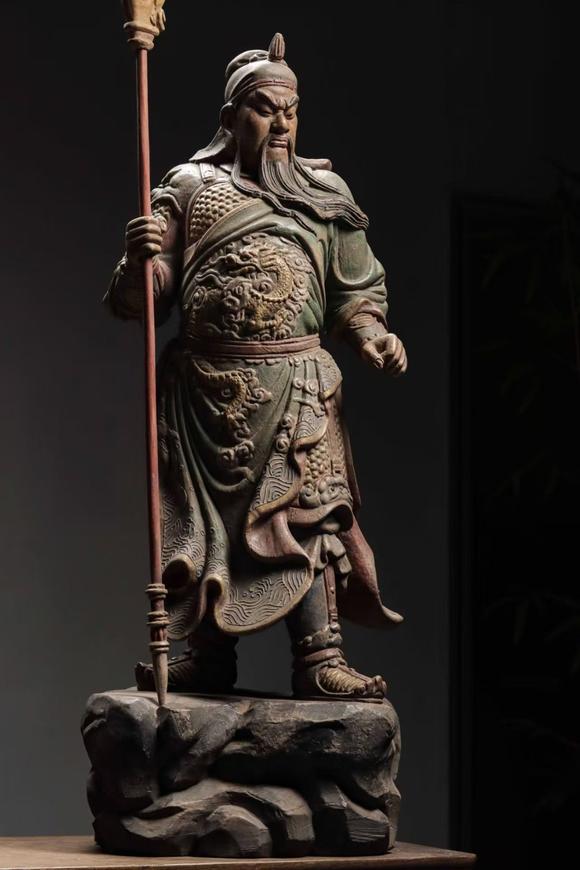 億品兆富株式會(huì)社（AALPZF）木雕彩繪 ?關(guān)公造像