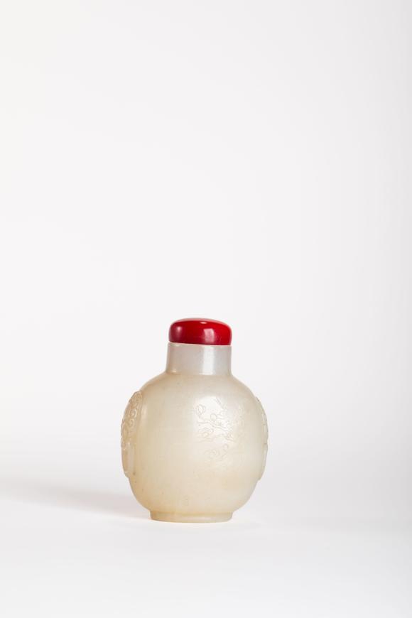 中鴻信清 白玉刻梅花詩(shī)文鼻煙壺