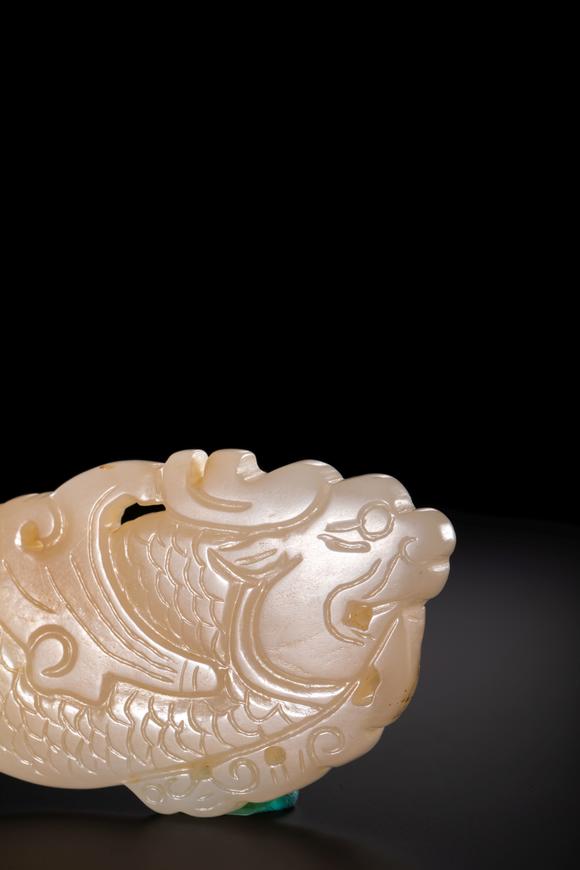 中鴻信清 白玉魚形佩