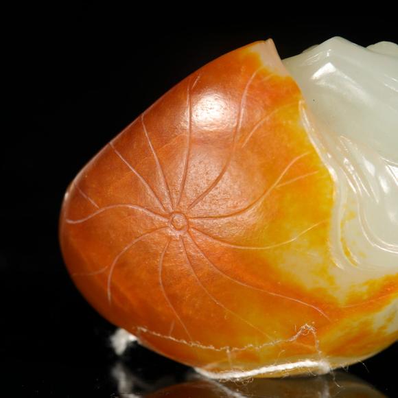 藝是拍賣(mài)清·白玉帶皮金蟾把件