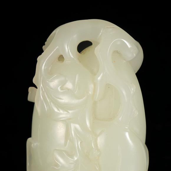 藝是拍賣清·白玉帶皮瓜瓞綿綿掛件