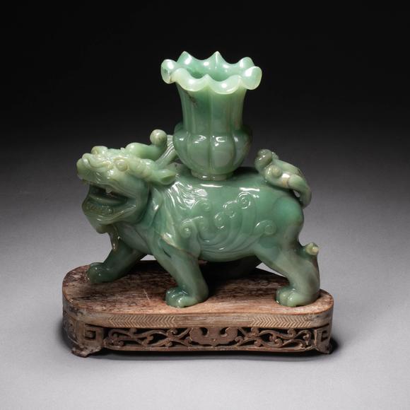 （和正堂株式會(huì)社）吉祥美術(shù)清 玉雕瑞獸馱花插置物