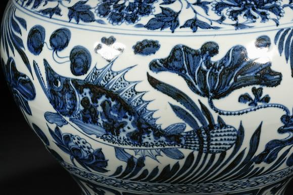 日本東競(jìng)株式會(huì)社明以前青花魚(yú)藻紋罐