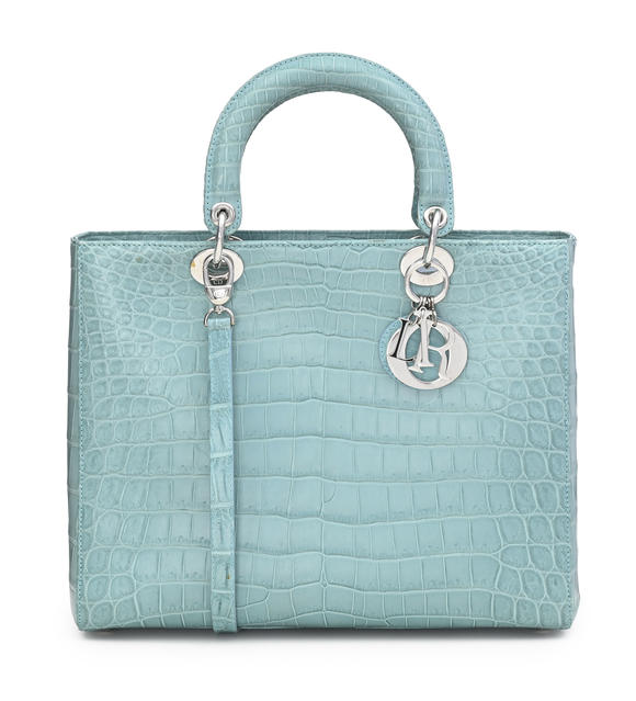 Piguet - H?tel des VentesChristian Dior, sac Lady Dior Large en crocodile aqua marine mat, charmes D.I.O.R., bandoulière, housse, 24x31 cm