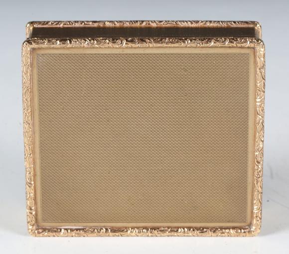 TooveysA mid-20th century 9ct gold rectangular box with overall machine eng