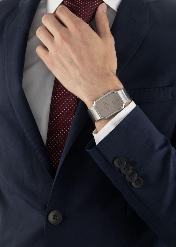 Piguet - H?tel des VentesOmega, Constellation, réf. 8290, montre-bracelet en or gris 750