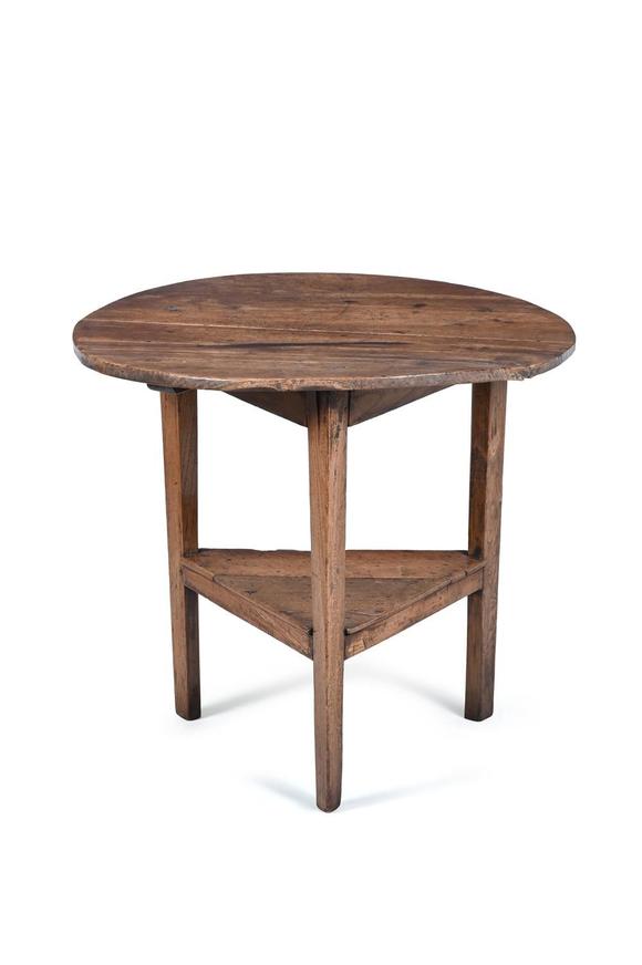 DreweattsA GEORGE III ELM AND ASH CRICKET TABLE, LATE 18TH CENTURY
