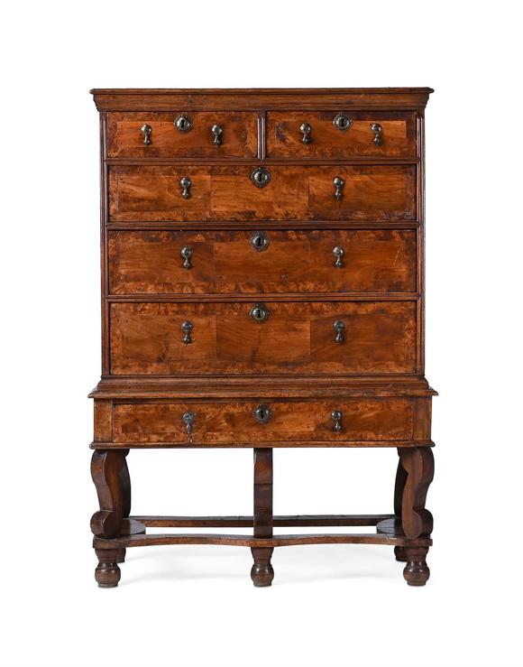 DreweattsA WILLIAM & MARY BURR YEW, ELM AND BURR ELM CABINET ON STAND, CIRCA 1690