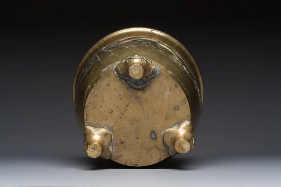 Rob Michiels AuctionsA large Chinese bronze 'Dragon' tripod censer, 19th C.