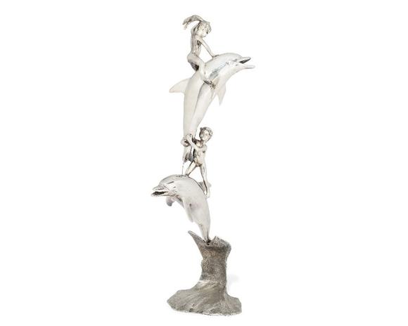 RoseberysA silver 'Dolphin Fountain' sculpture.?

Sponsor's mark of Lunts