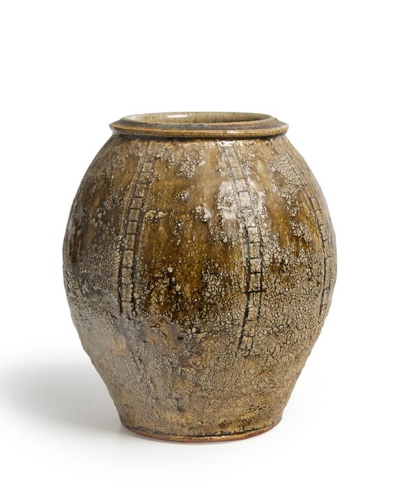 RoseberysMike Dodd (b.1943)?

Jar with incised, cross-hatched verti