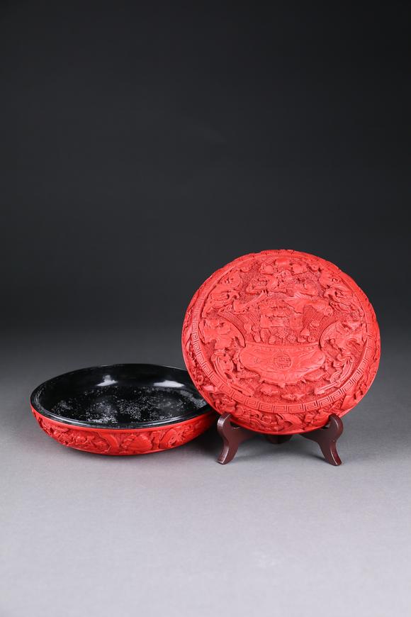 春和美術(shù)剔紅漆器花鳥紋捧盒