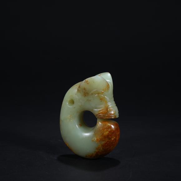 春和美術(shù)紅山白玉龍