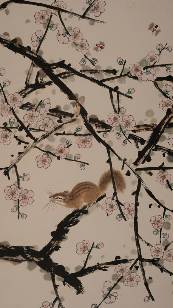 華岳國(guó)際方楚雄  松鼠