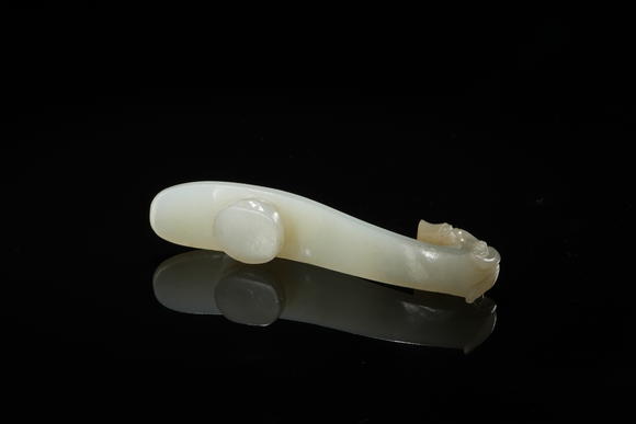 北京懋隆拍賣清 白玉龍鉤