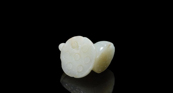 北京懋隆拍賣清 玉雙蓮蓬墜