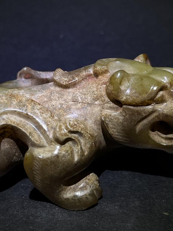 萬領(lǐng)國際漢代玉辟邪瑞獣   附國華雜志著錄信息