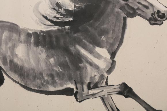 萬(wàn)領(lǐng)國(guó)際徐悲鴻    著錄于《中國(guó)書畫名家作品展》P68  奔馬