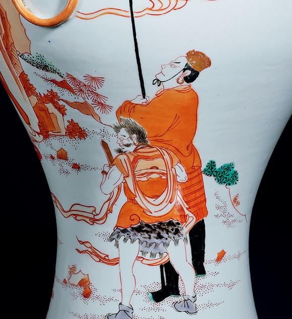  中佳信拍賣清康熙 五彩礬紅描金人物故事獸耳含環(huán)洗口尊