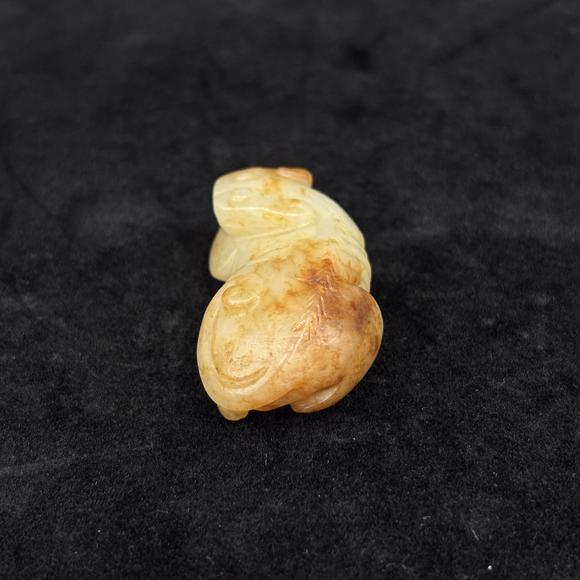 南京十竹齋白玉留皮瑞獸兩件