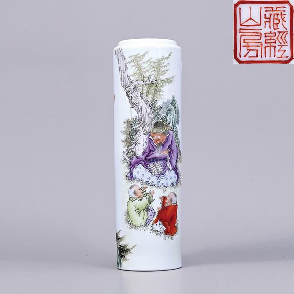 香港華輝民國 粉彩人物筒瓶 
