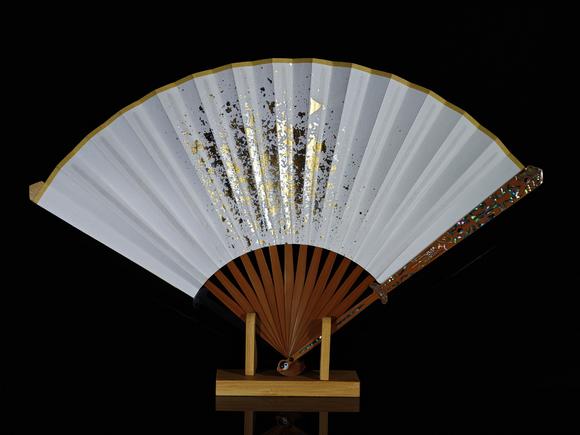 燊金堂寶劍形制老玉竹螺鈿法扇（名家孤品）