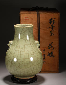 清 哥釉獸耳尊
