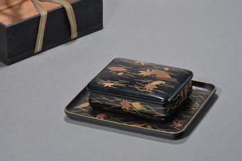 蒔繪托盤、香盒二點
