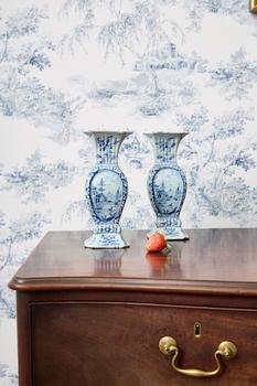 Lot 5 A PAIR OF DUTCH DELFT VASES