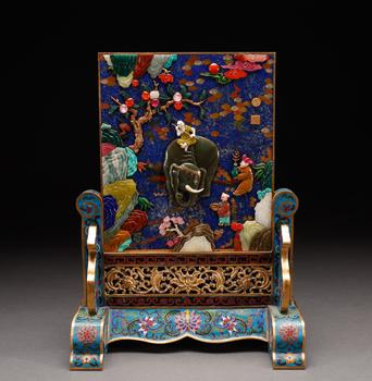 清代 青金石嵌百寶插屏（景泰藍(lán)座）