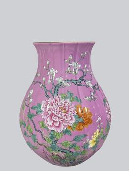 大清雍正 胭脂粉釉粉彩牡丹花卉瓜菱尊