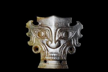 A Jade ornament, 2th- 12th Pr.