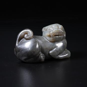 和田玉臥獸擺件