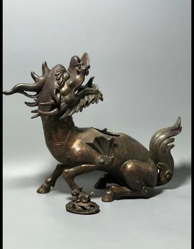 銅泥金甪端回頭香薰