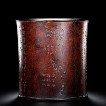 Pencil holder for carving poems on Qing rosewood | 清 紫檀刻詩(shī)文筆筒