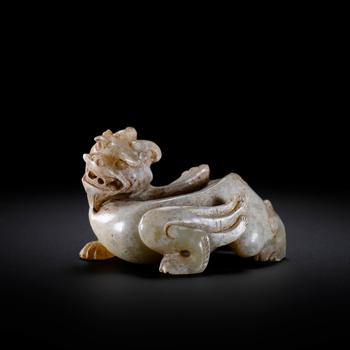 Hanyu exorcises evil spirits | 漢 玉辟邪