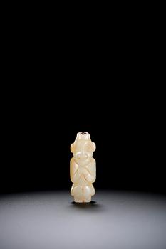 Shang Yu Shen ren Pei | 商 玉神人佩