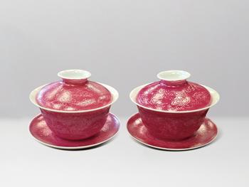 民國(guó)  紅釉札道龍紋茶盅一對(duì)
