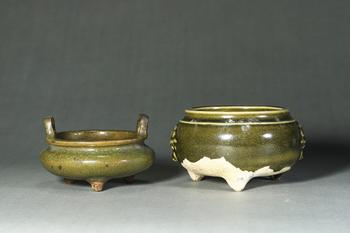 清中期 茶葉末釉香爐一組兩只
